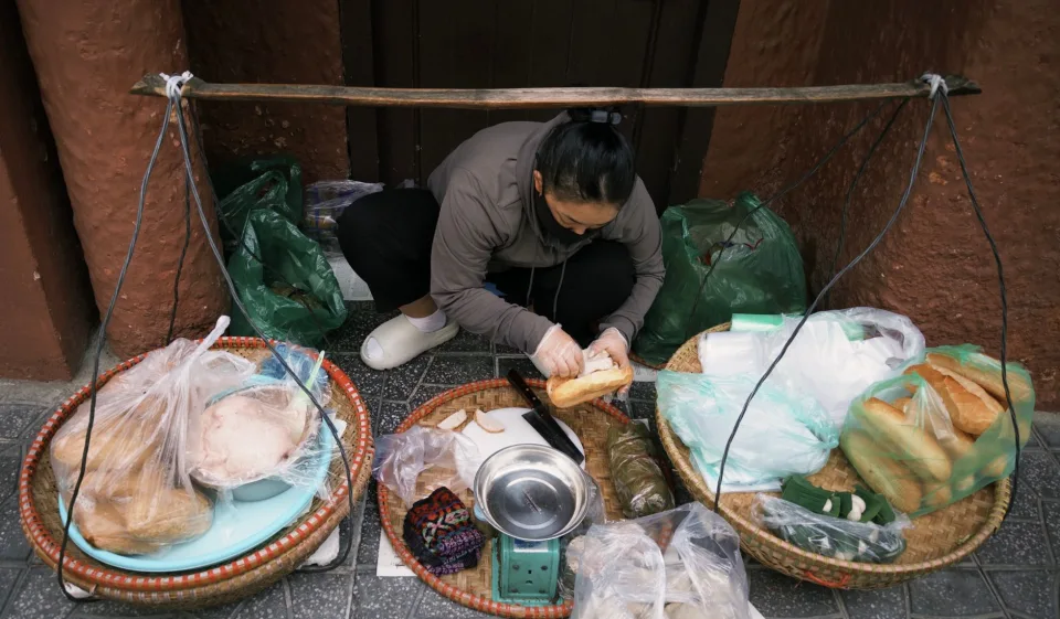 Bàn ăn tại Quán Cafe Zaloo